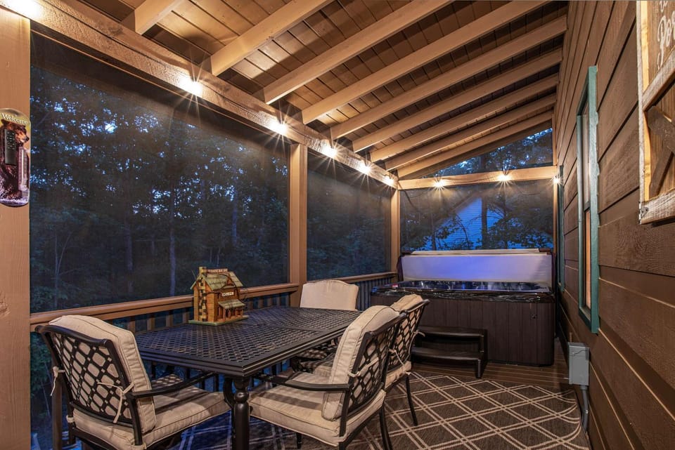 The Cabin Kingdom - Fun for kids and adults Cabin in Union County