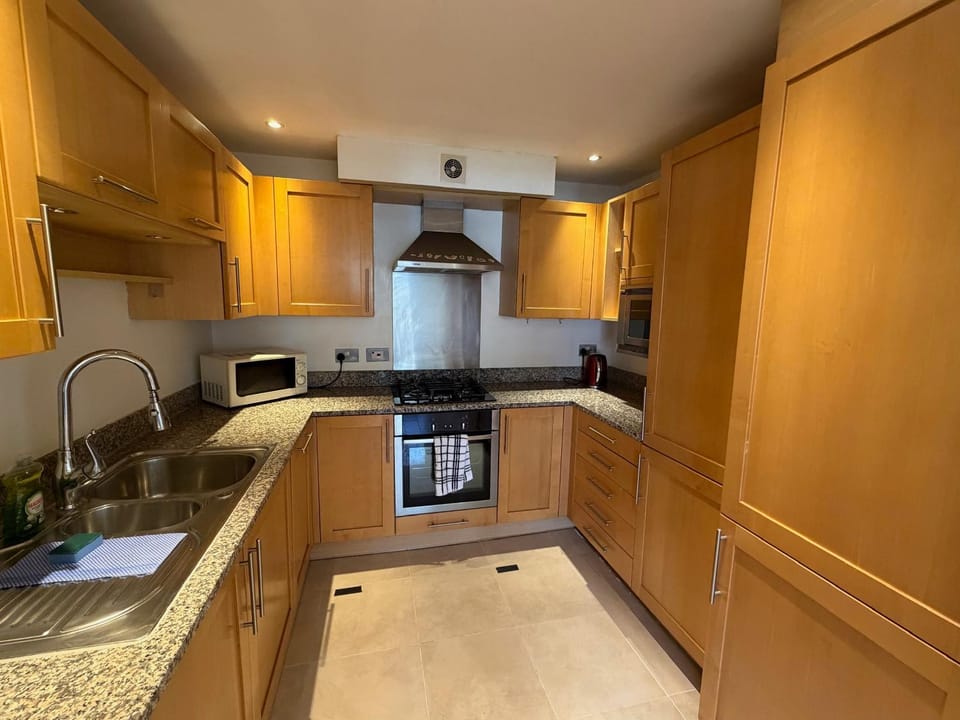 Lovely 2 Bedroom Apartment - London Apartment in London Borough of Camden