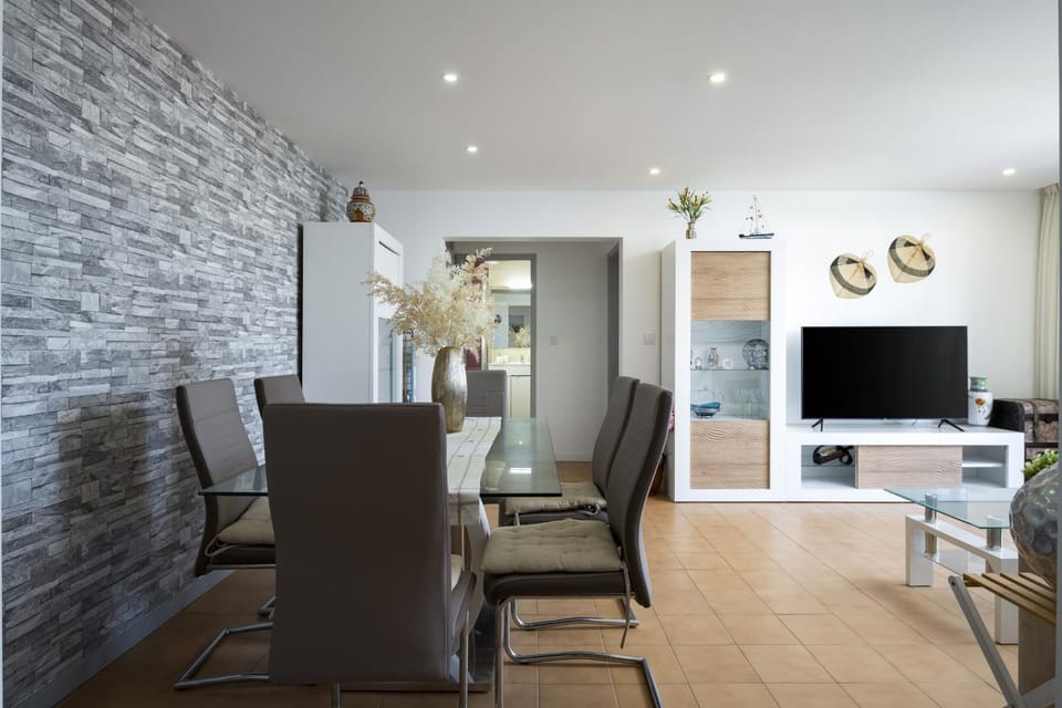 Sol de Quarteira modern apartment-by HDproperties Apartment in Quarteira