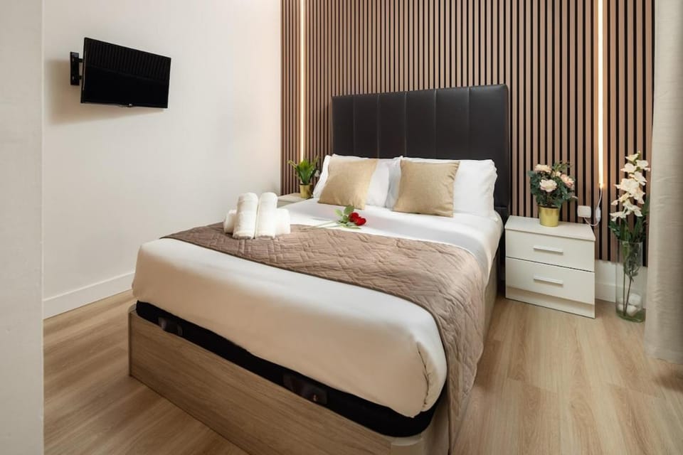 Stylish & Newly Renovated Retreat in Málaga Centre Apartment in Malaga