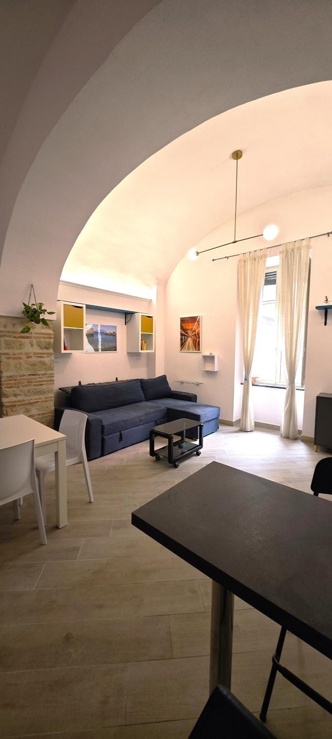 A Casa di Mario, Historic Center Apartment in Naples