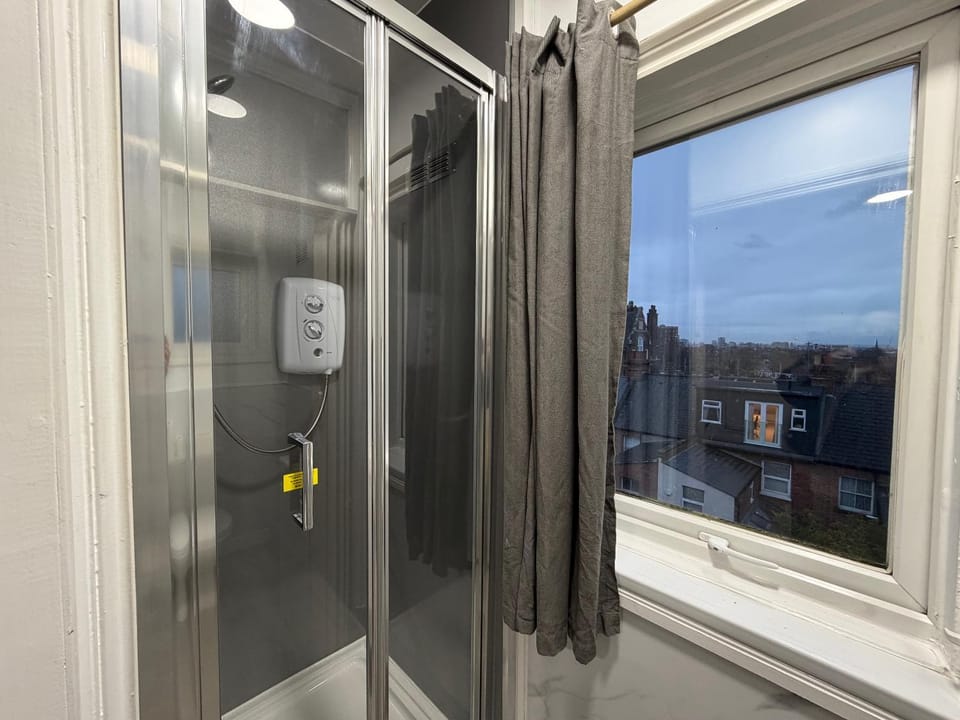 Cosy Studio - London Apartment in London Borough of Camden