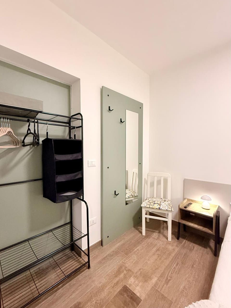 Bedroom, wardrobe