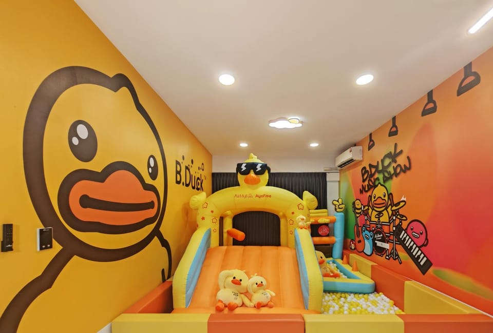 Children play ground, Kids's club