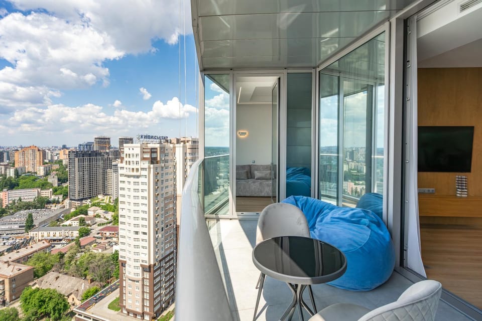 Day, Balcony/Terrace, City view