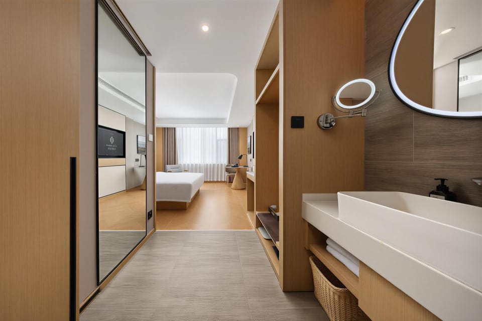 Bed, Photo of the whole room, Bedroom, towels, wardrobe