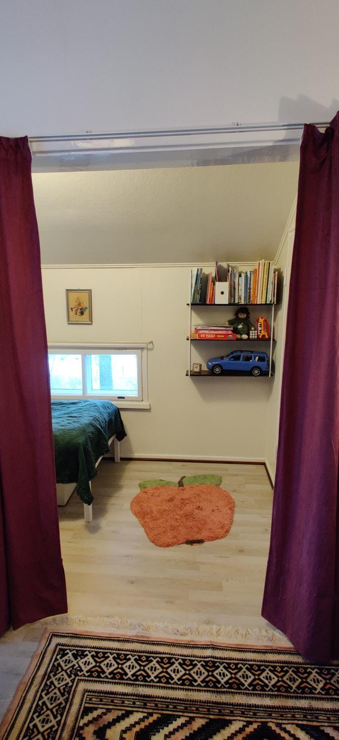 Bed, children, young children