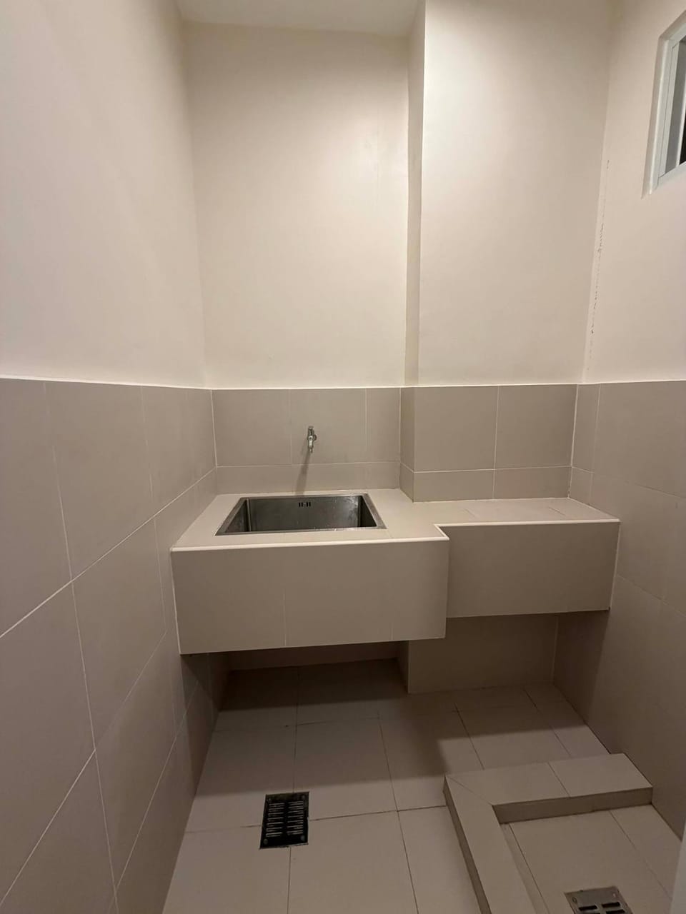Matina enclaves condo studio type 6thfloor Apartment in Davao City