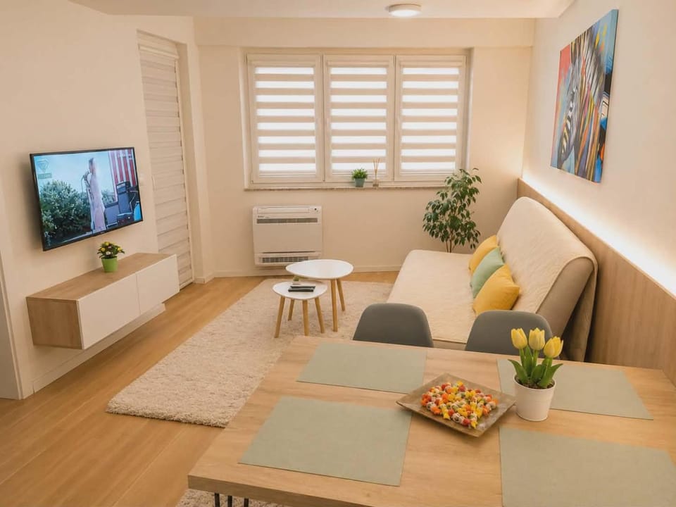 Zebra Premium Apartment with private Free Parking Apartment in Skopje