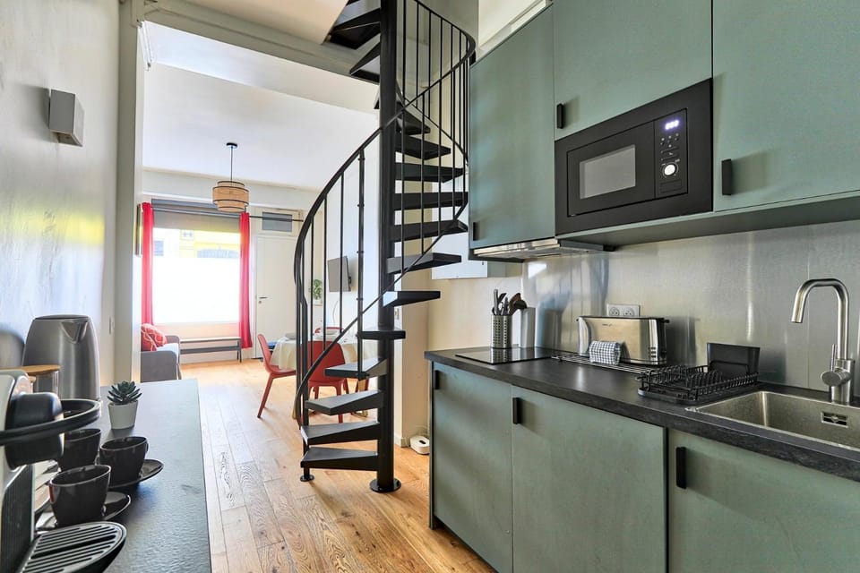 Le Velours - T2 Duplex Calme - Quartier Montmartre Lamarck Apartment in Paris