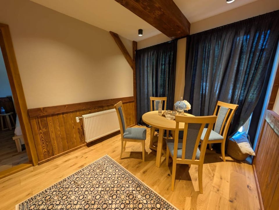Equus Silvania Bed and Breakfast in Brașov County