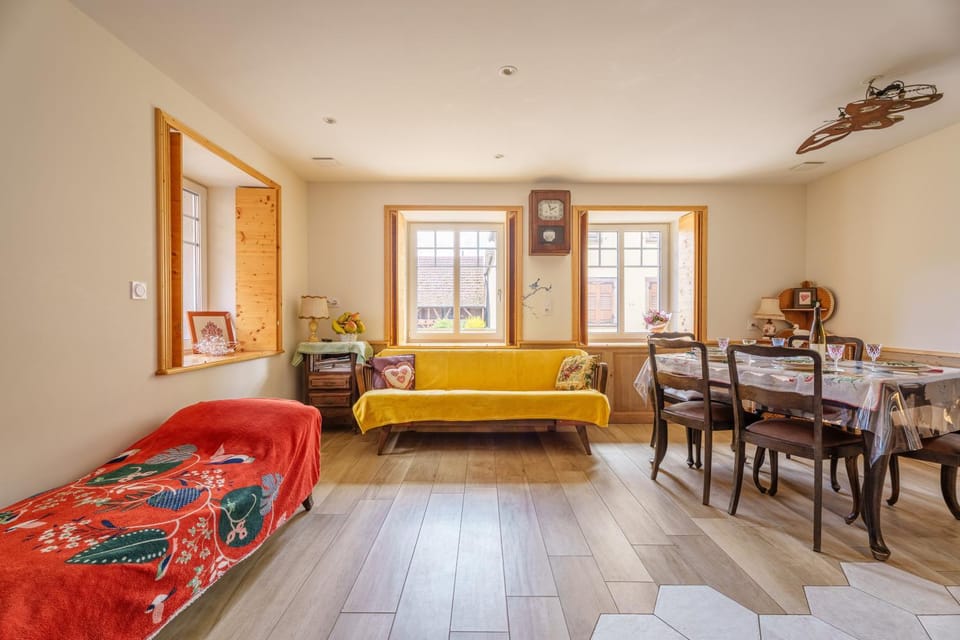 Property building, Living room