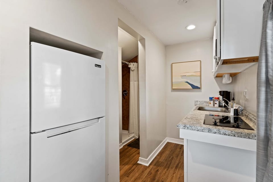 Cozy Coastal Cutie | Budget-Friendly Beach Escape Apartment in Fort Walton Beach