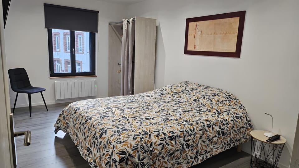 Living room, Bedroom