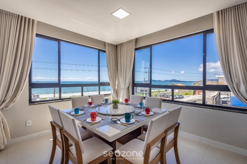 Living room, Dining area, Sea view