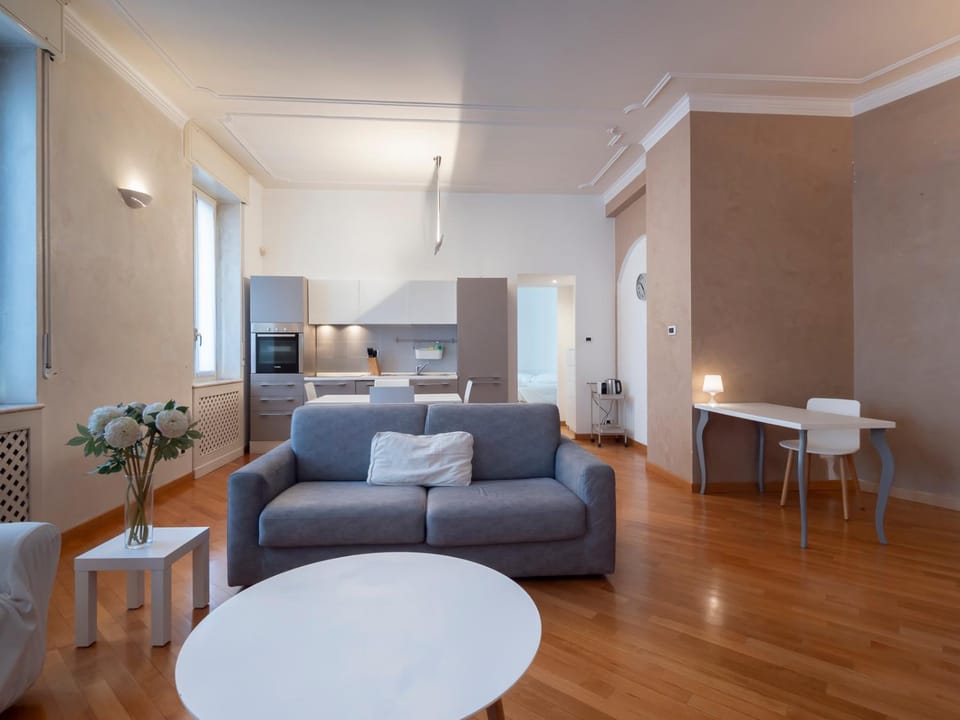 Cozy Shiny Apartment Buenos Aires Apartment in Milan