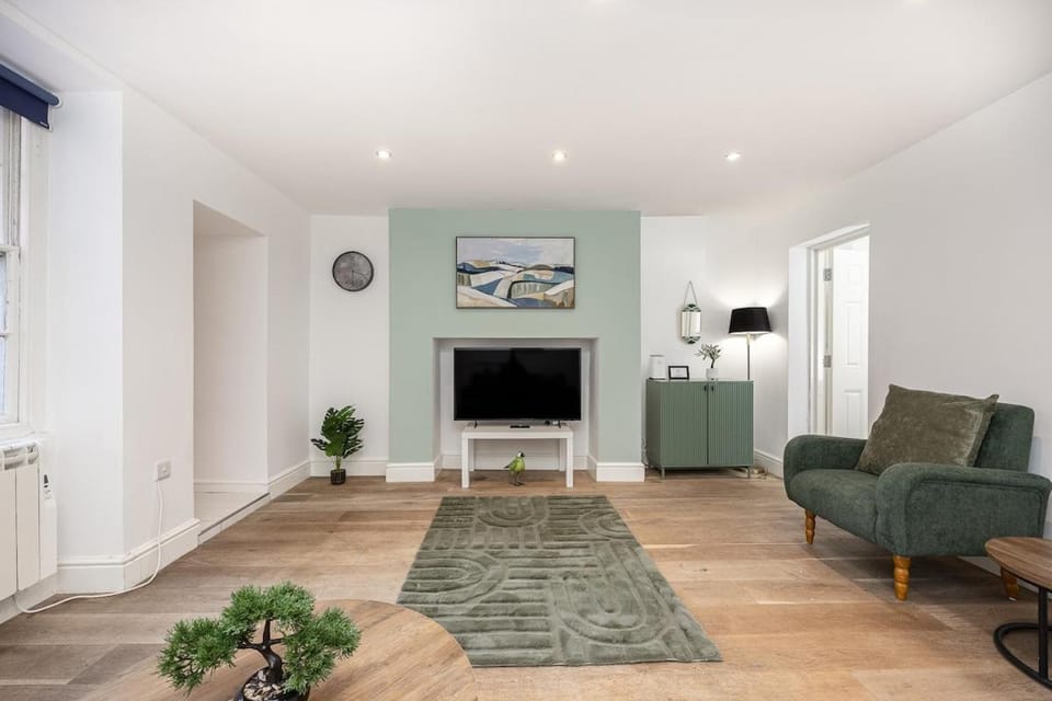 Lanes Apartment Close To The Beach, Sleeps 5, 2 Bed Flat In Brighton City Centre, Just 20 Seconds From The Lanes Apartment in Brighton