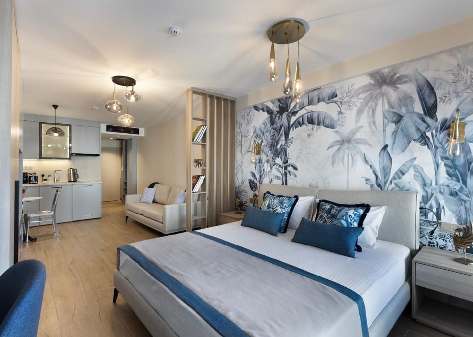 Living room, Dining area, Bedroom, kitchen