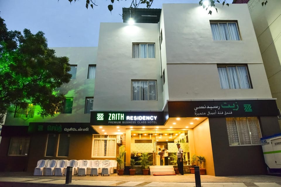 Property building, Facade/entrance