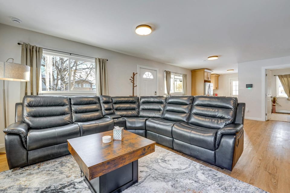Walkable Adventure Base in Midtown Anchorage House in Anchorage