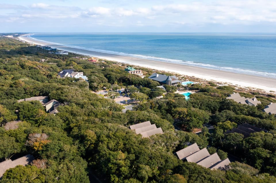 3569 Shipwatch Rd Villa in Kiawah Island