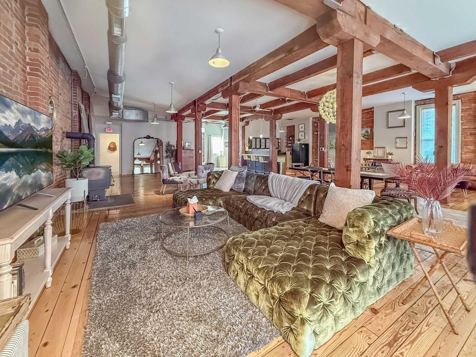 Loft 40 House in Cleveland Heights