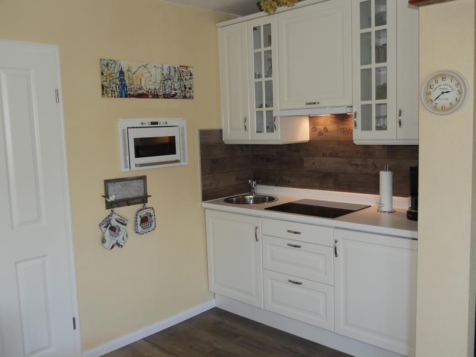 Haus Sonnenschein - Whg 9 - preiswerte komfortable Wohnung für die kleine Familie Apartment in Grömitz