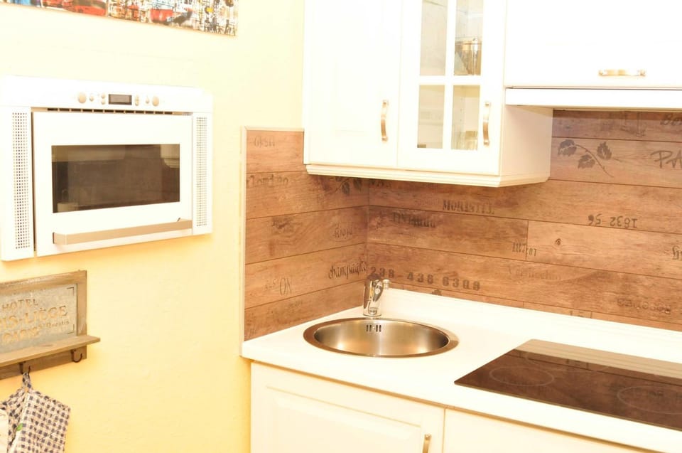 Haus Sonnenschein - Whg 9 - preiswerte komfortable Wohnung für die kleine Familie Apartment in Grömitz