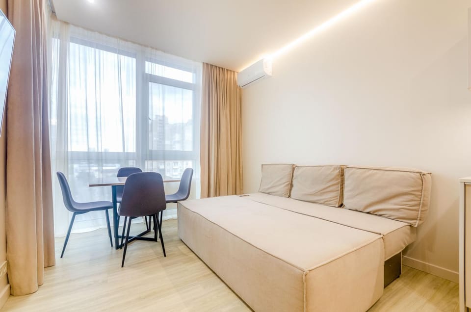 Living room, Seating area, Dining area, air conditioner