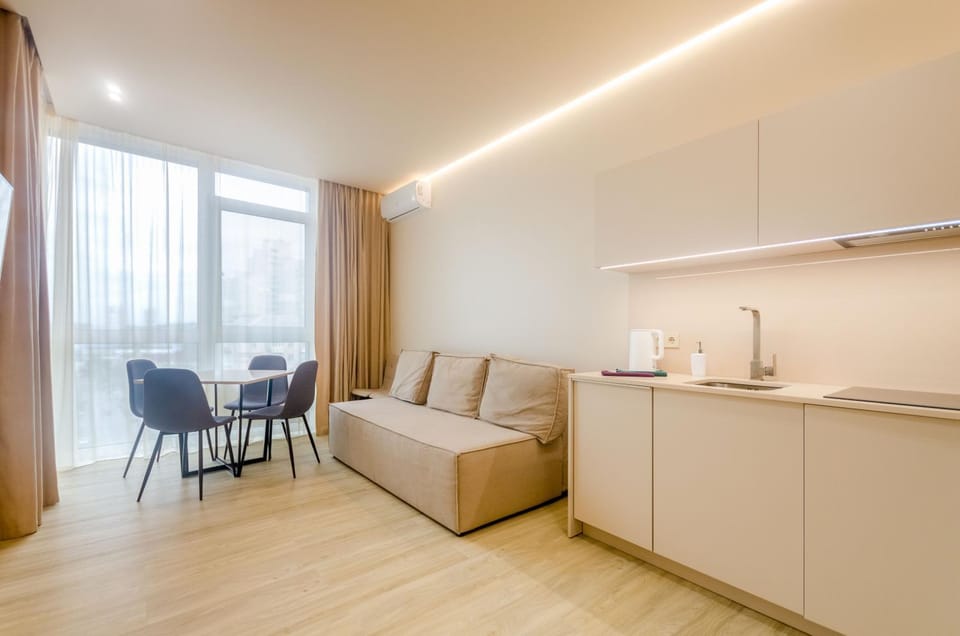 Living room, Dining area, air conditioner