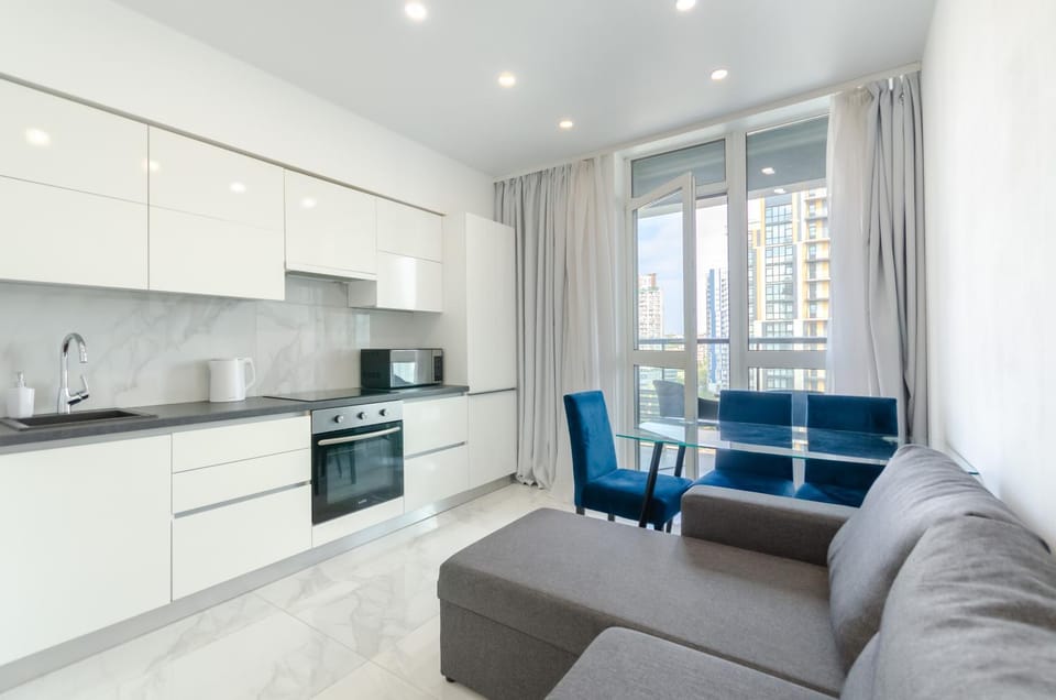 Seating area, Dining area, pet friendly, stove