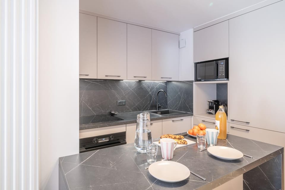 Kitchen or kitchenette