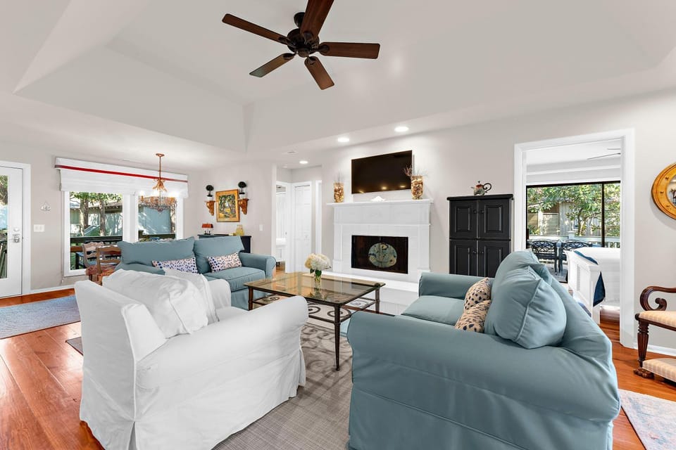 1005 Thrasher Ct House in Kiawah Island