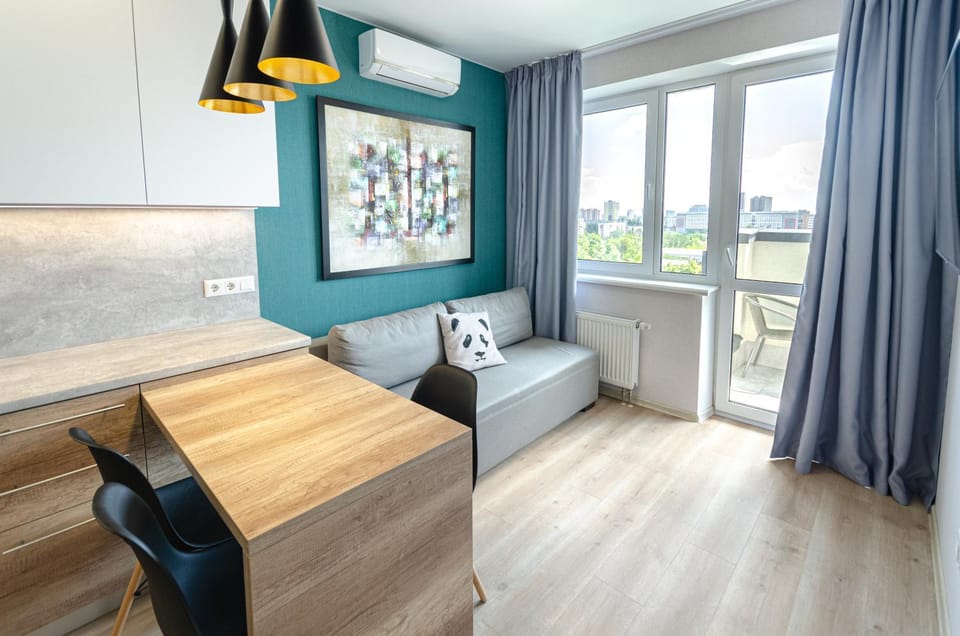 Living room, Dining area, heating, air conditioner