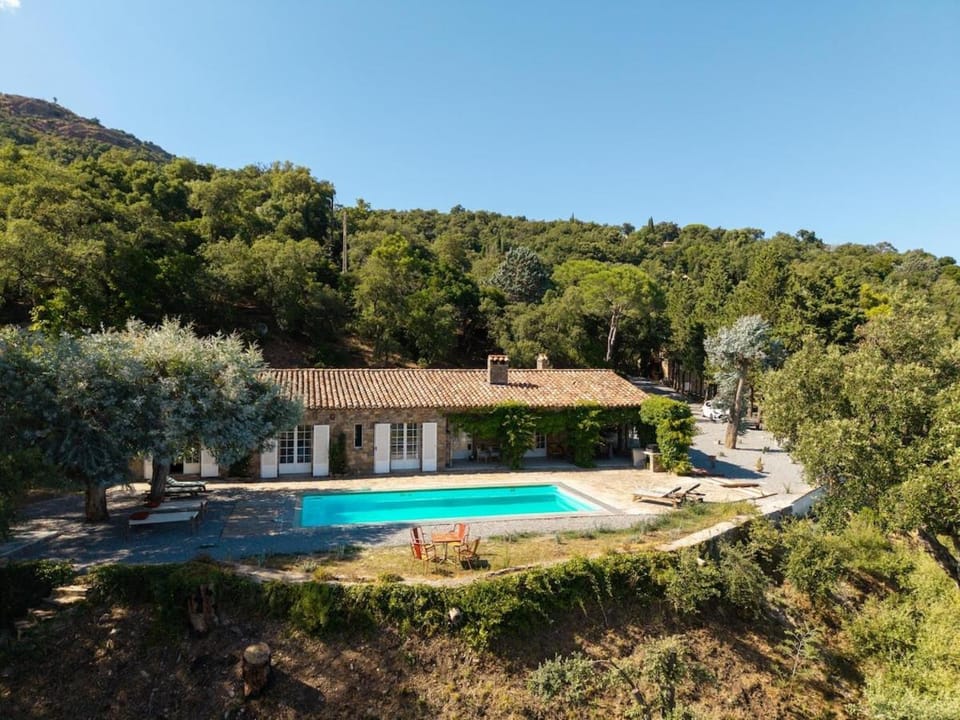 Mas Provençal 10 Personnes Vue Mer avec Piscine Villa in Grimaud