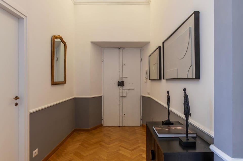 Castro Pretorio 25 - FHTR Apartment in Rome