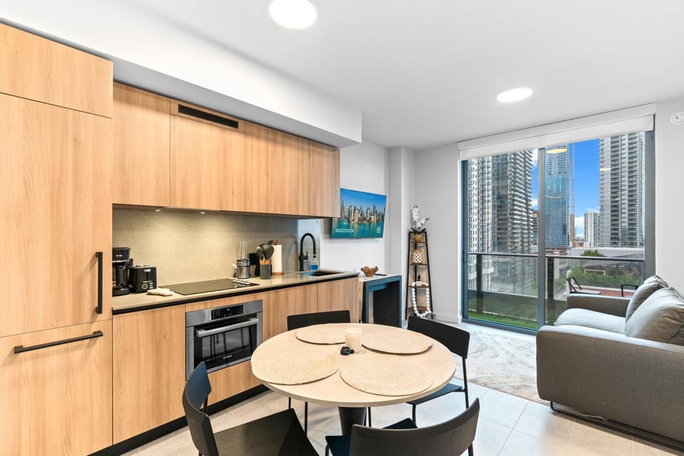 Kitchen or kitchenette, Living room, Dining area