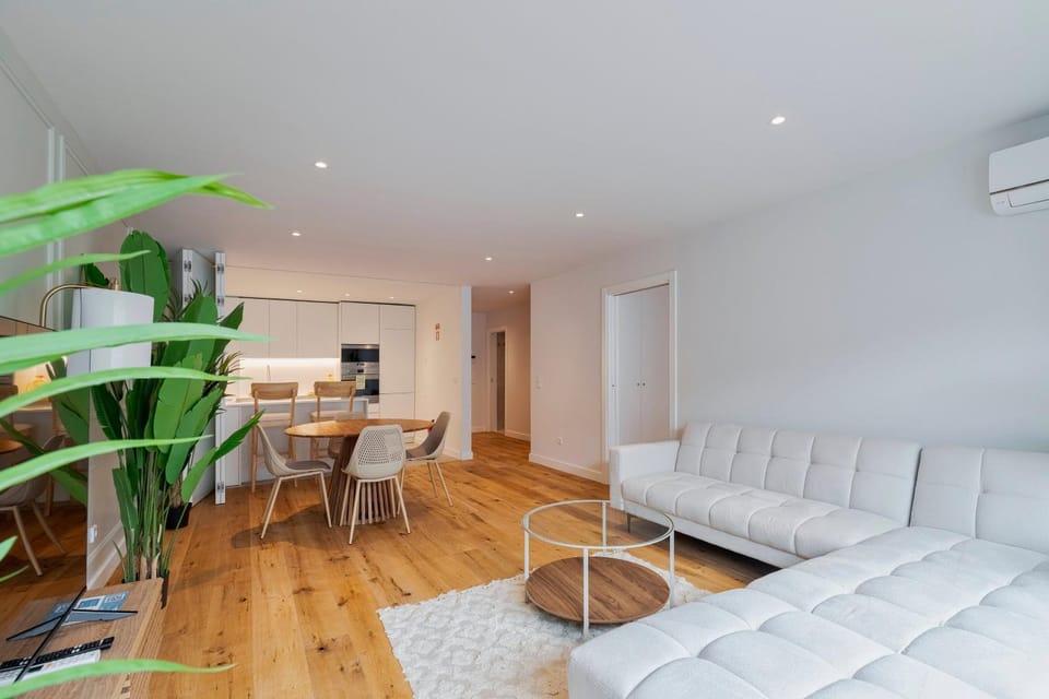 TV and multimedia, Living room, kitchen, air conditioner