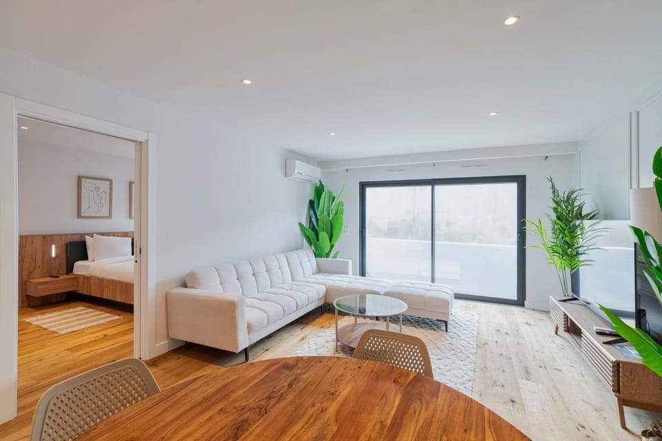 TV and multimedia, Balcony/Terrace, Living room, Bedroom