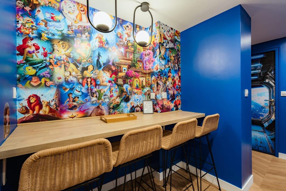 Decorative detail, Dining area, kitchen