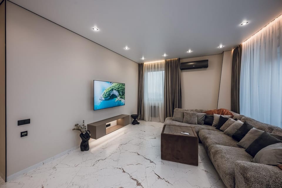 TV and multimedia, Living room, Seating area, heating, air conditioner