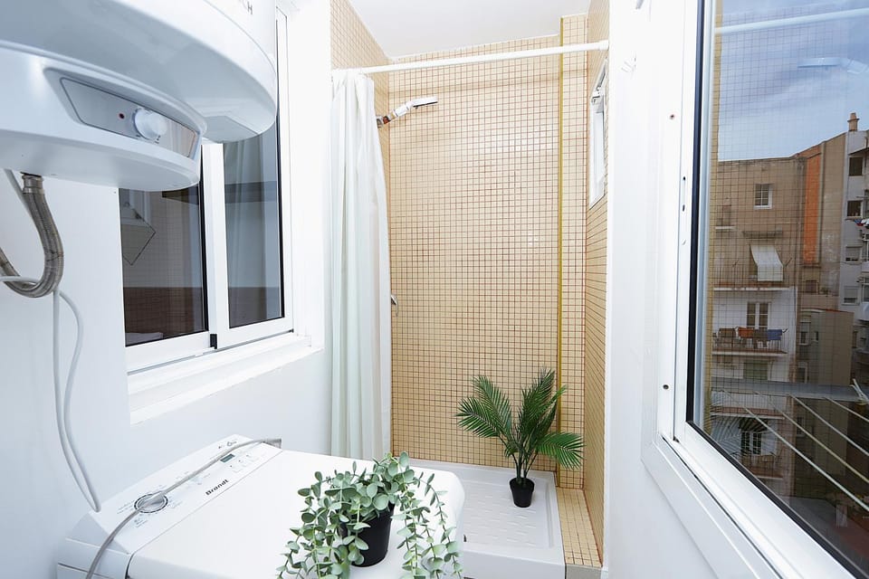 Shower, washing machine