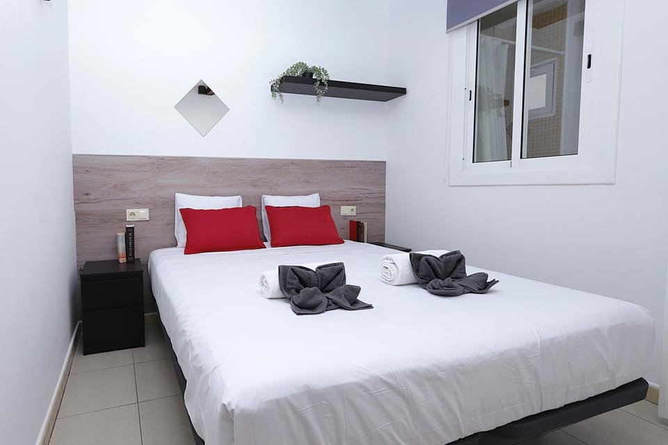 Bed, Bedroom