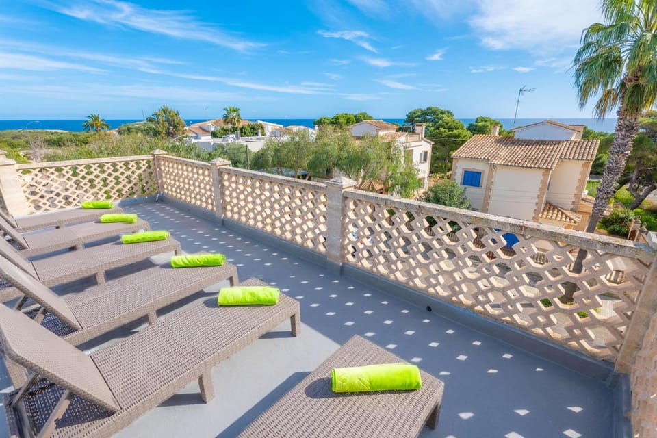 View (from property/room), Balcony/Terrace