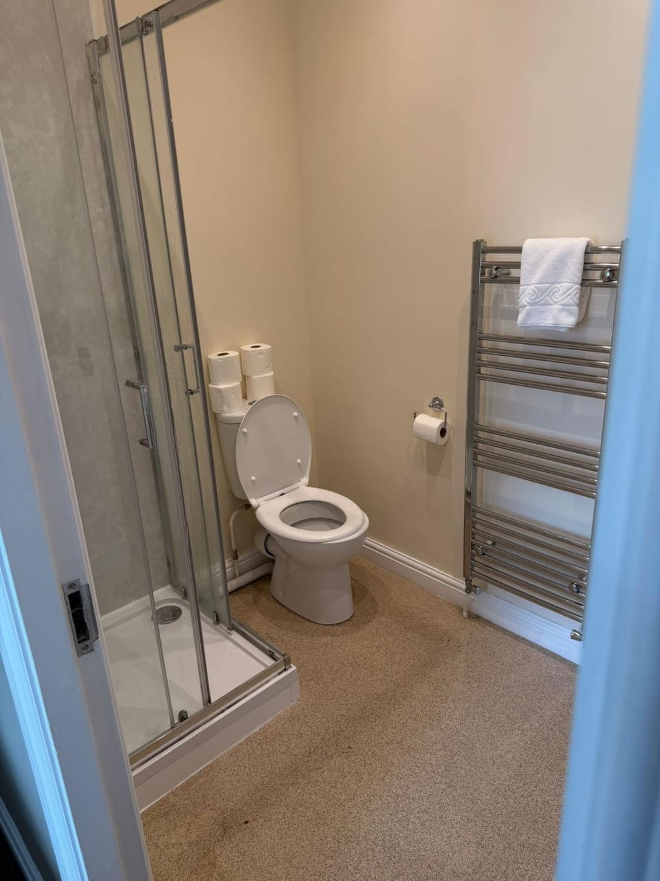 Shower, Toilet, Bathroom