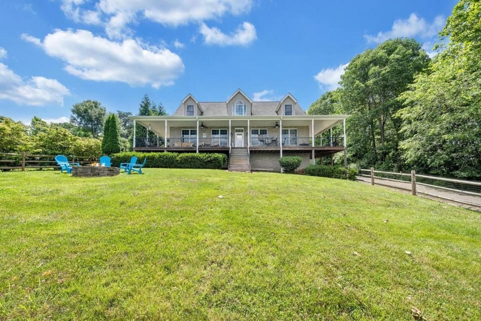 Property building, Spring, Day