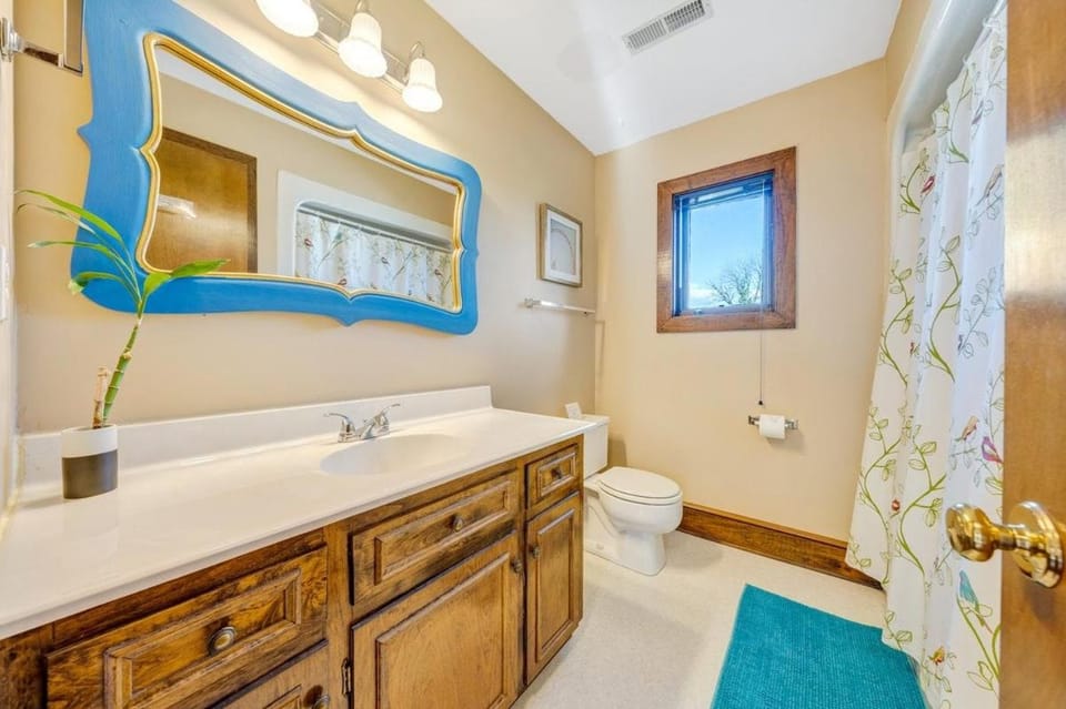 Bathroom, Bath