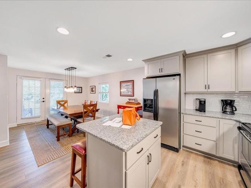 Kitchen or kitchenette, kitchen