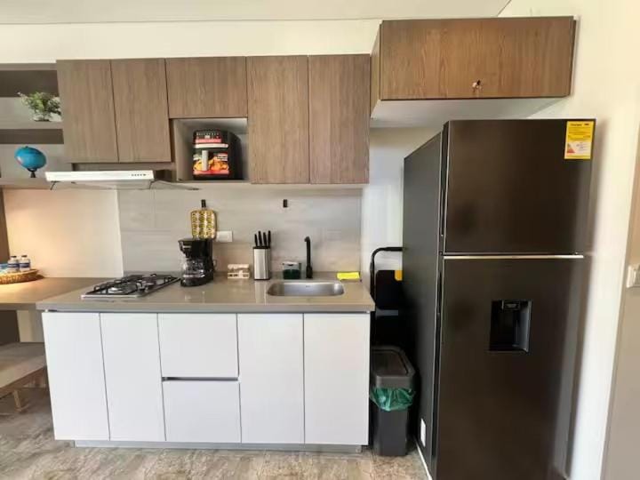 Loft Moderno Cerca del Mar con Balcón - Gaira Santa Marta Apartment in Gaira