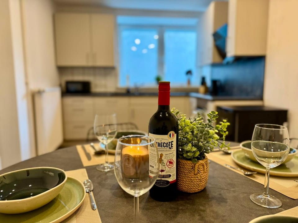 Dining area, Dinner